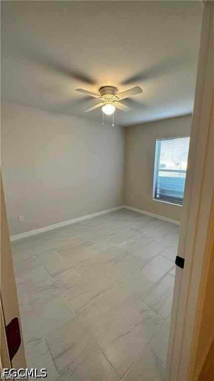 526 Ne 25th Ave - Photo 6 of 23
