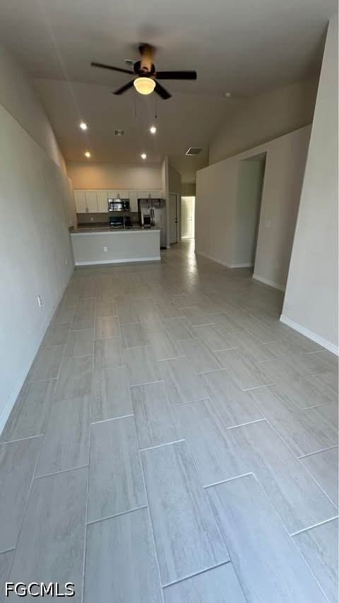 1630 Sw 33rd St - Photo 4 of 18