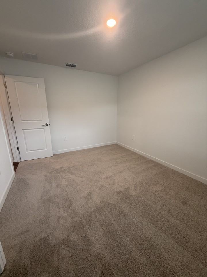 14337 Nw 170th Ave #NA - Photo 7 of 18