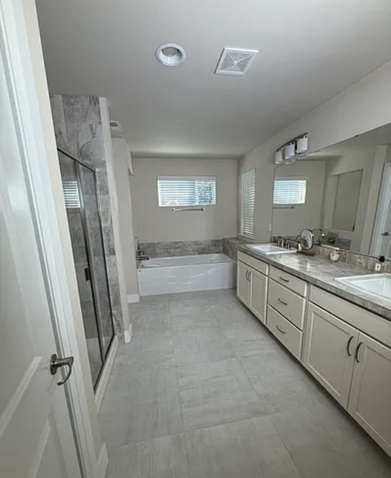 12924 31st Ave W #NA - Photo 2 of 13