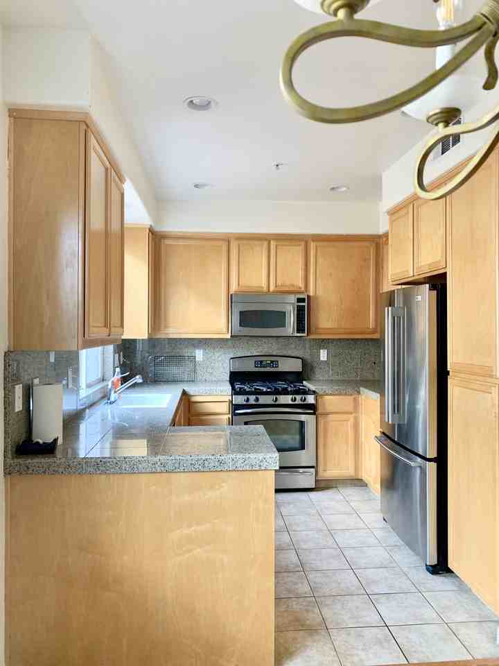 1817 Garzoni Pl #1817 - Photo 7 of 16