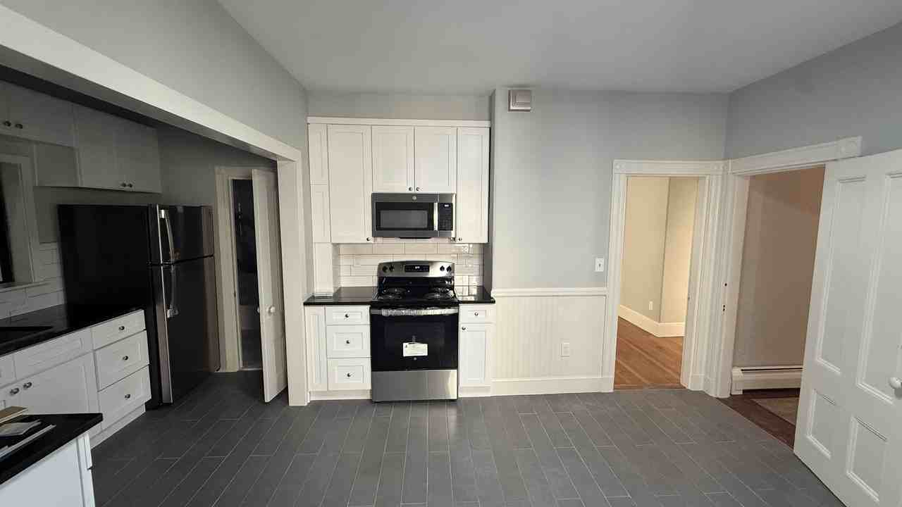 7 Windom St #1 - Photo 4 of 7