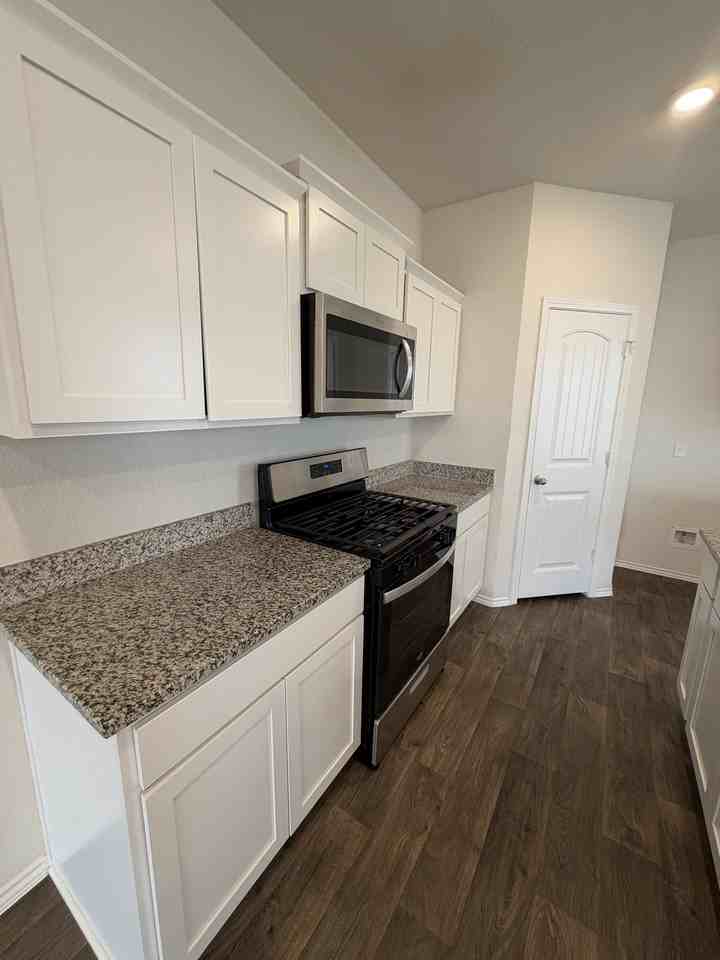 351 Sickle Loop #NA - Photo 5 of 34