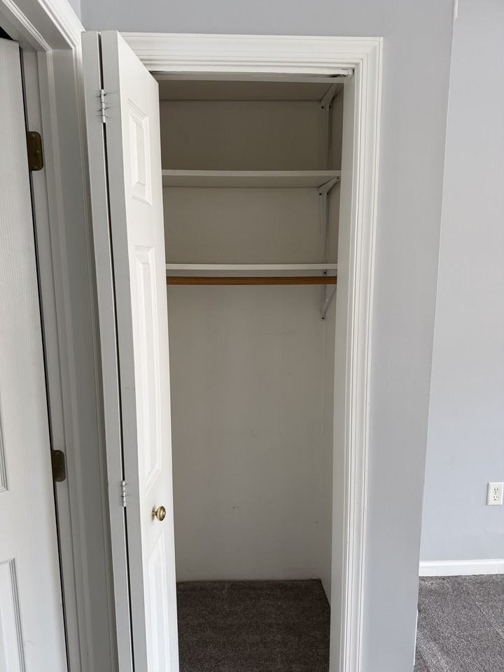 127 W 9th St #1 - Photo 7 of 18
