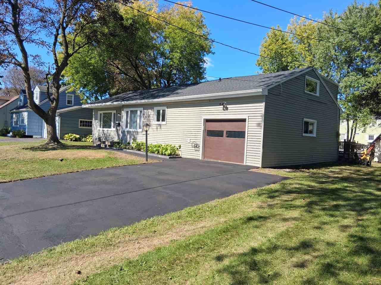 405 Fletcher Dr #NA - Photo 3 of 18