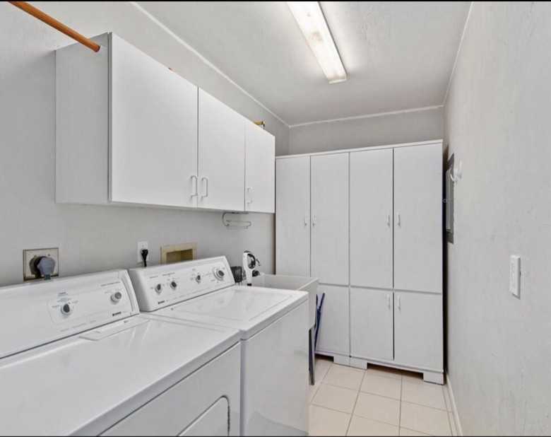 920 Collier Ct #1 - Photo 2 of 9
