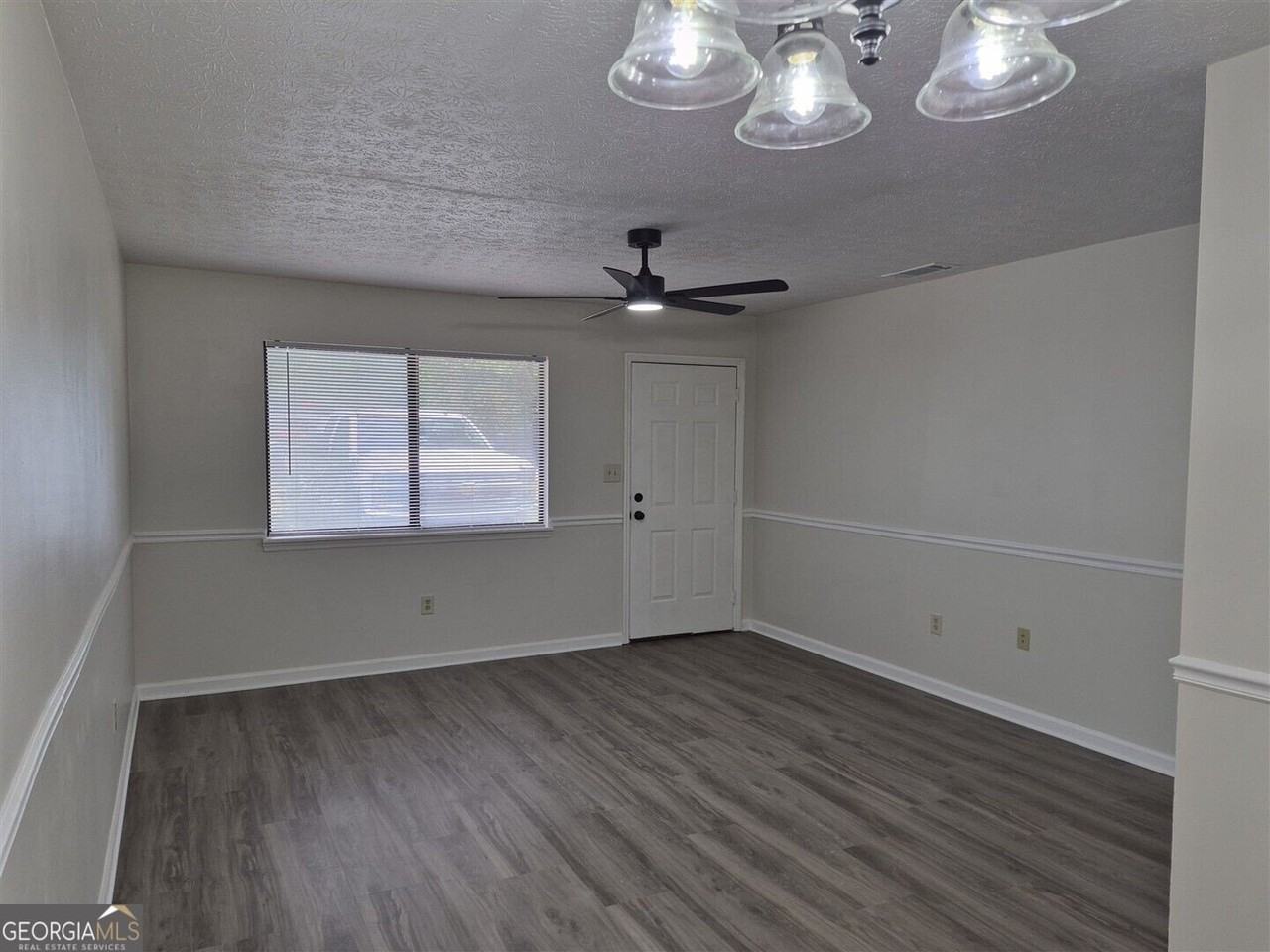 185 Ramble Hills Cir - Photo 3 of 16