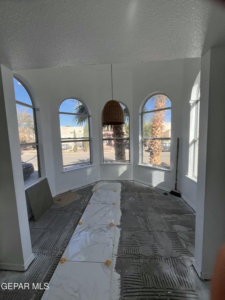 6105 Pecan Park Pl - Photo 2 of 28