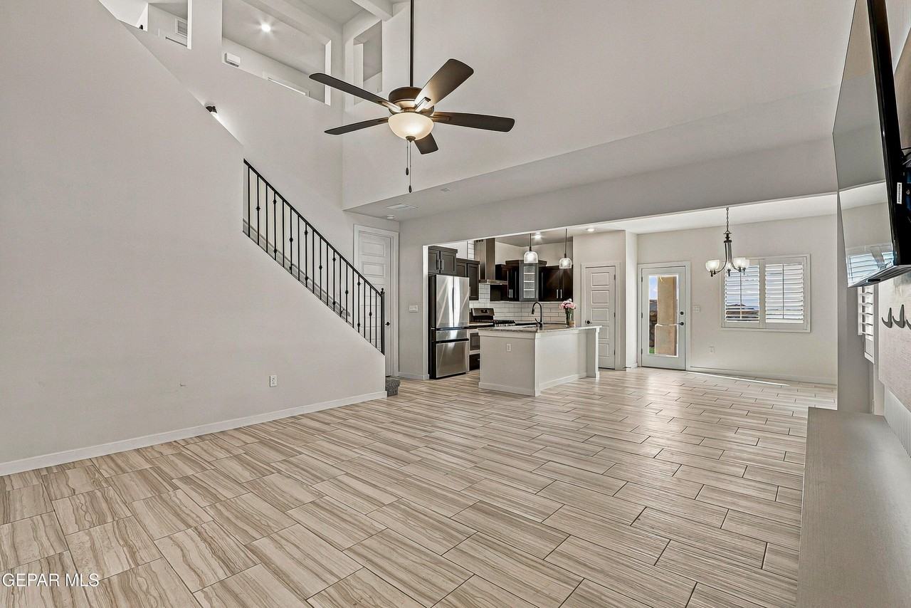 7816 Enchanted Park Dr - Photo 6 of 42