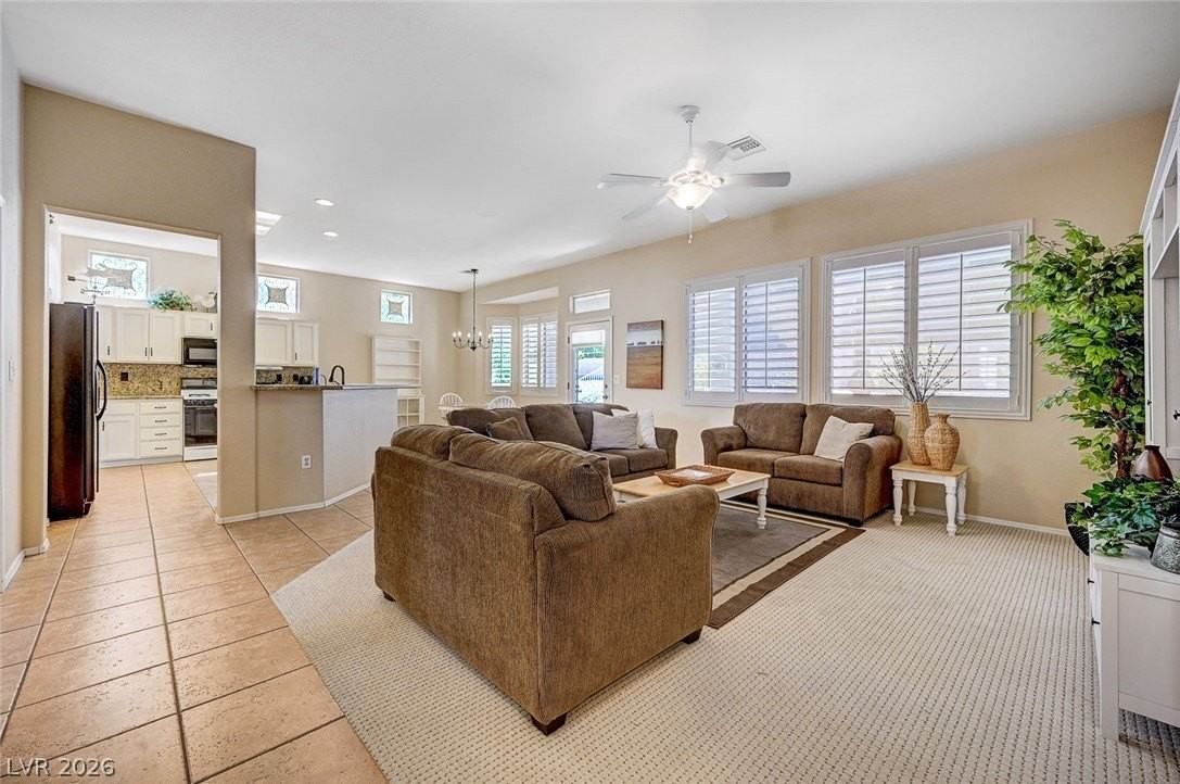 2357 Hot Oak Ridge St - Photo 4 of 50