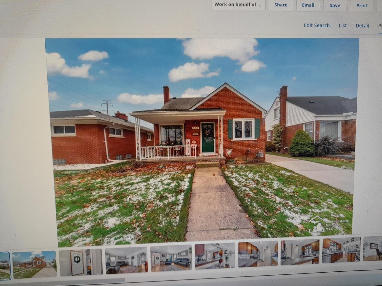 573 Emmons Blvd - Photo 2 of 9