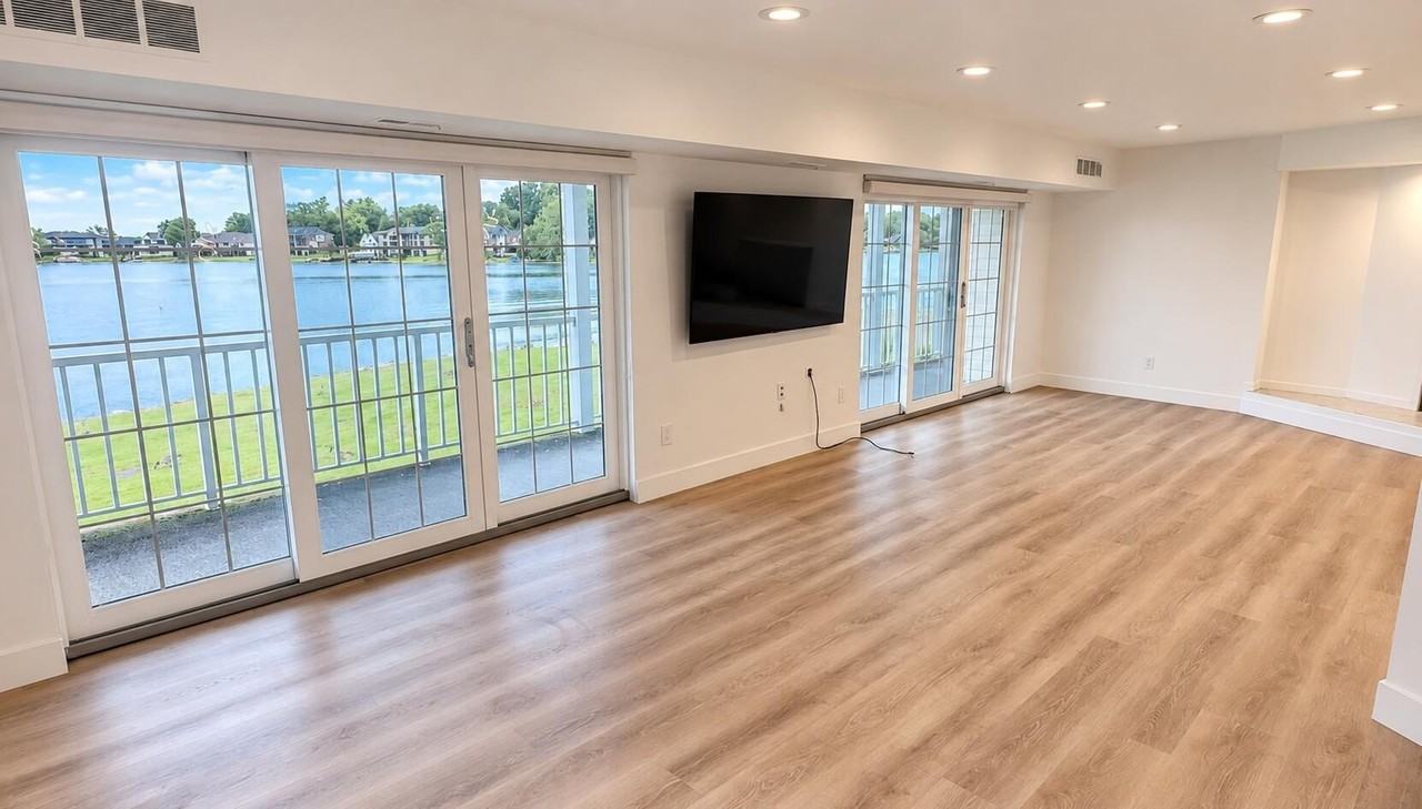 3565 Port Cove Dr #67 - Photo 5 of 14