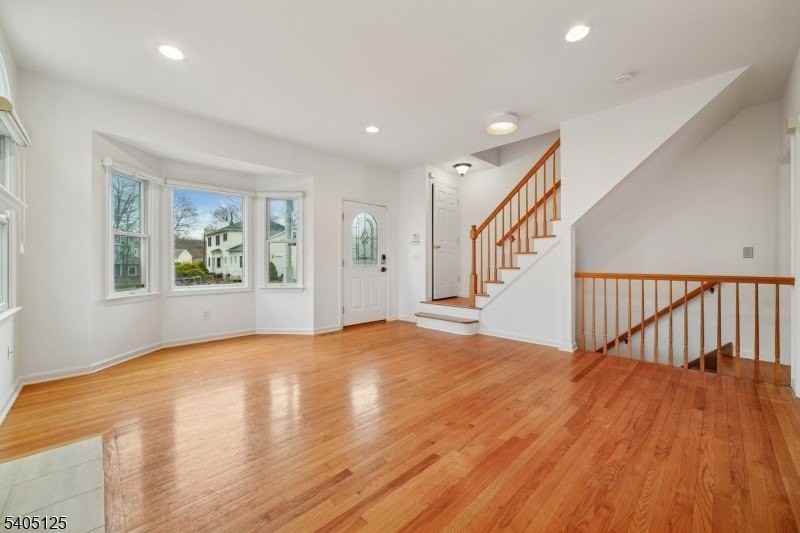 17 Grove St - Photo 6 of 42