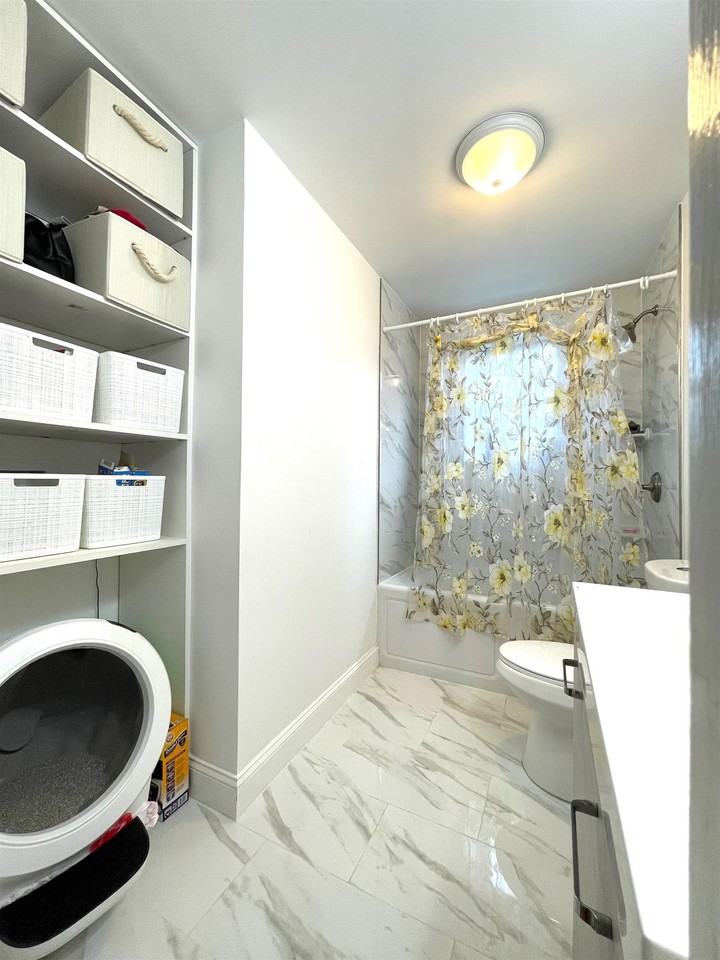 33 Arlington Ave #2 - Photo 6 of 10