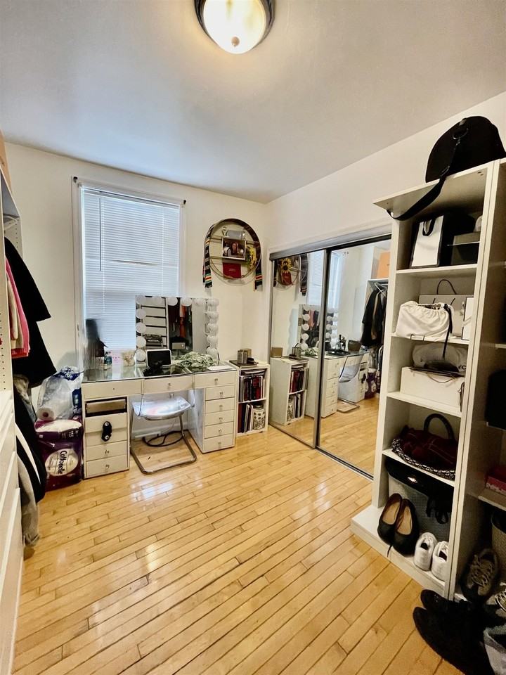 33 Arlington Ave #2 - Photo 7 of 10