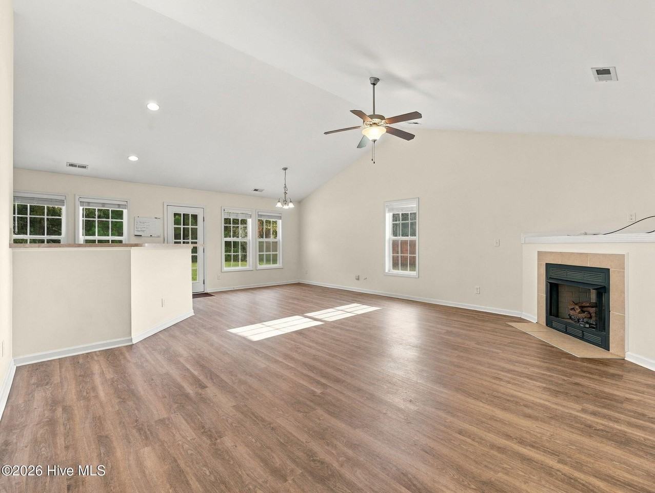 256 Blue Creek Farms Dr - Photo 3 of 43