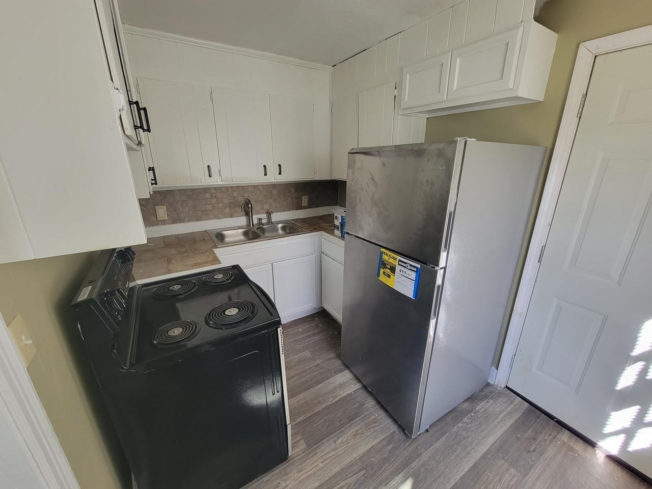 2303 Old Savannah Rd - Photo 7 of 14