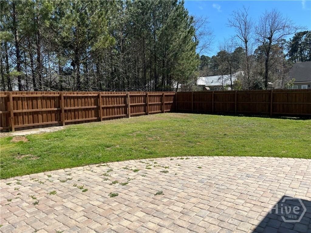 604 Majestic Dr - Photo 3 of 39