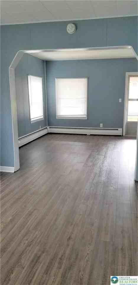 645 E 20th St - Photo 2 of 9
