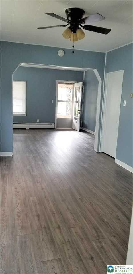645 E 20th St - Photo 3 of 9