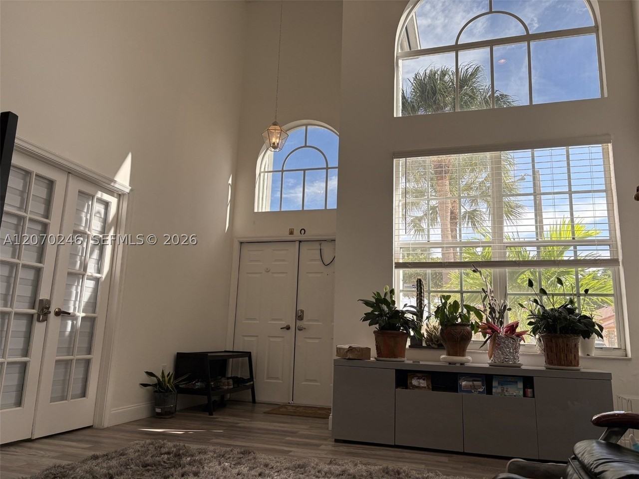7647 Rockport Cir - Photo 4 of 21