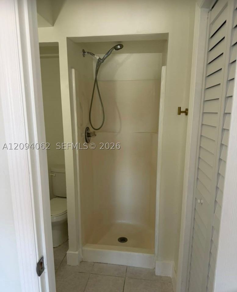 4008 W 10th Ct #A - Photo 4 of 6