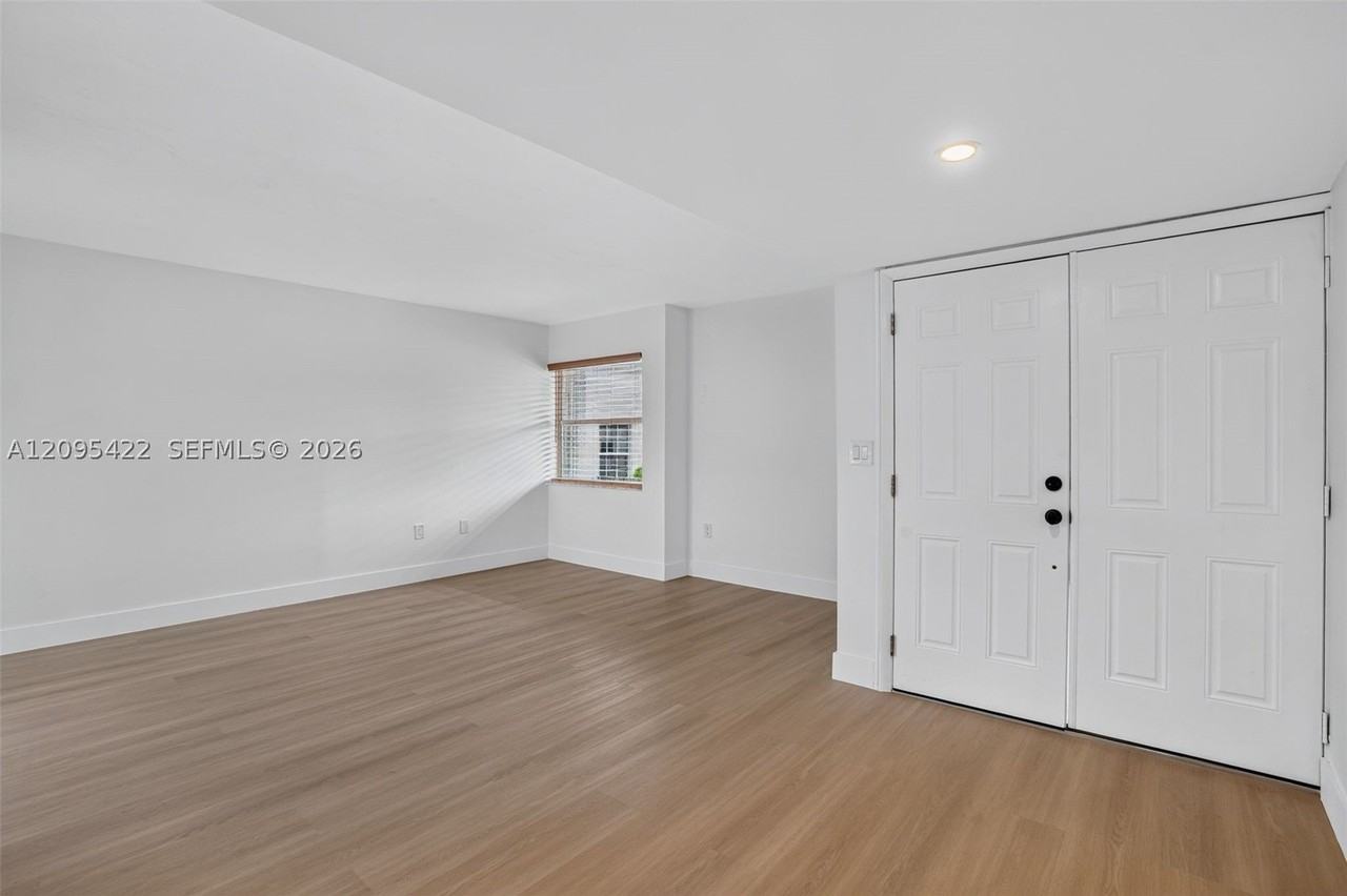 8825 Harding Ave - Photo 6 of 50