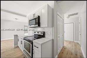 8 Ne 9th Ave #A - Photo 6 of 21