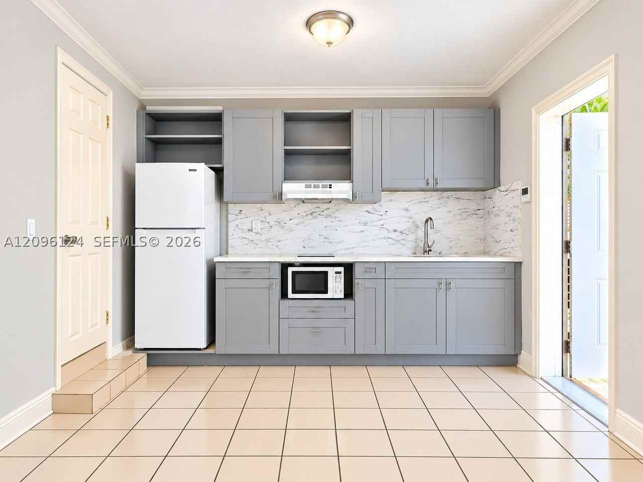 3884 Nw 2nd St #1 - Photo 7 of 12