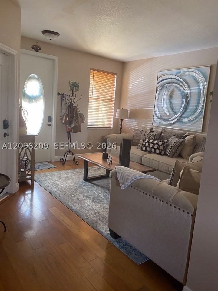 8857 Sw 108th Pl #8857 - Photo 2 of 16
