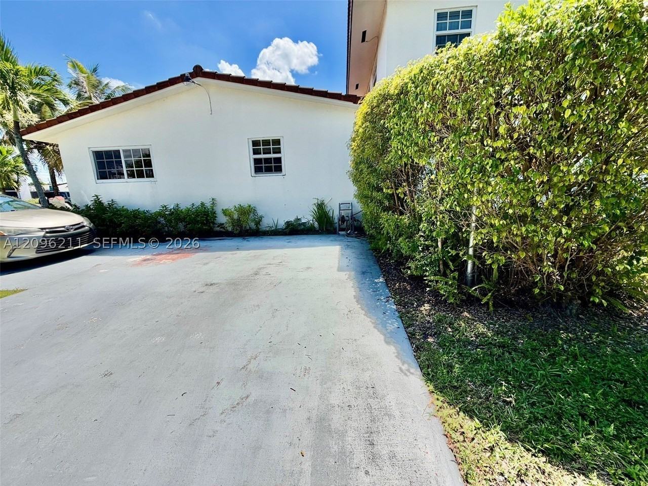 1740 Sw 94th Ave - Photo 7 of 11