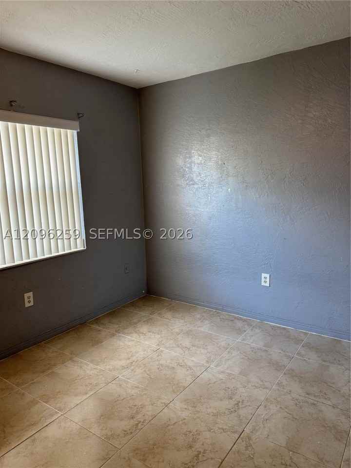 6027 Sw 36th Ct #N - Photo 3 of 17