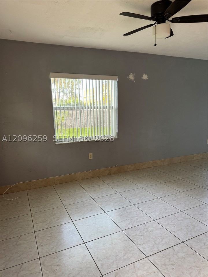 6027 Sw 36th Ct #N - Photo 4 of 17