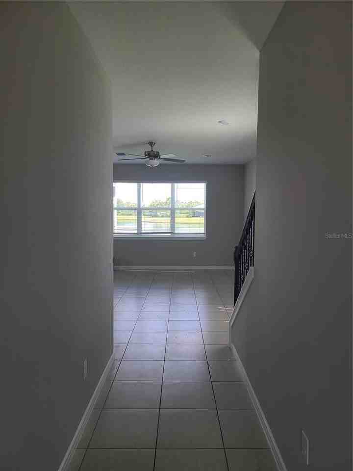 9320 Lamine Way - Photo 3 of 28