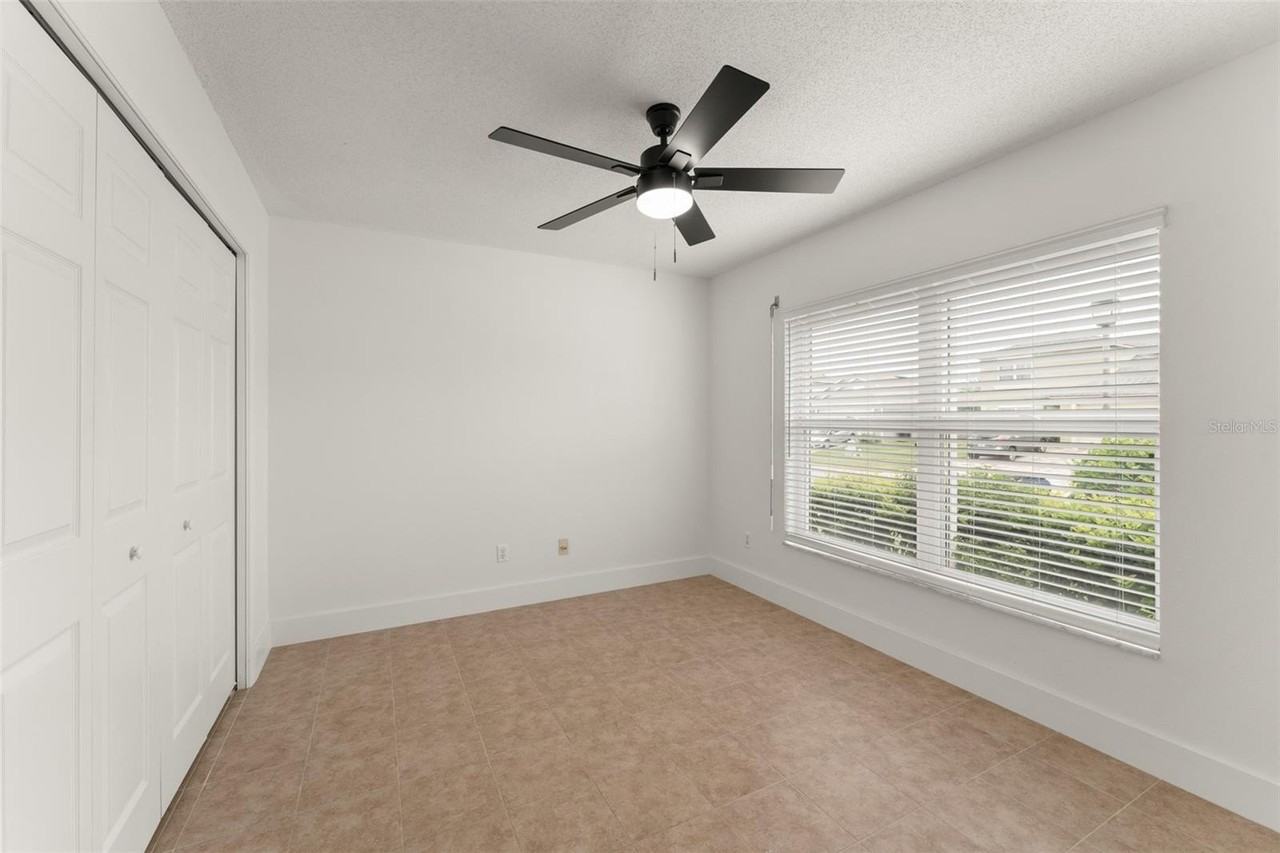 13050 Prairie Meadows Dr - Photo 4 of 34