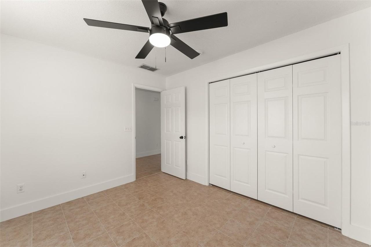 13050 Prairie Meadows Dr - Photo 5 of 34