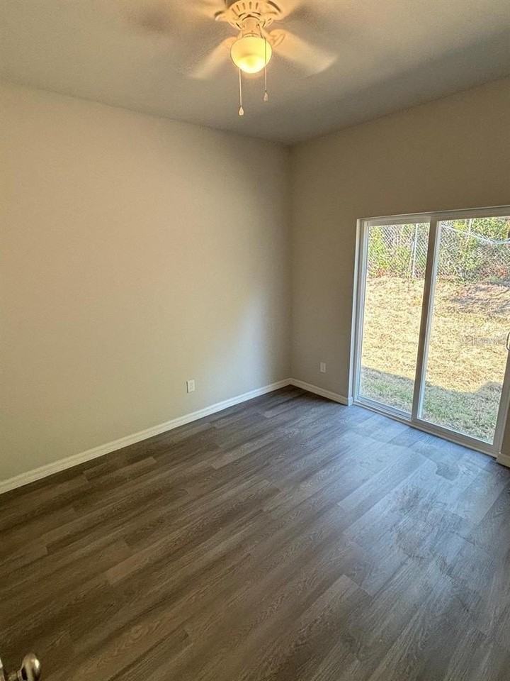 1458 Las Villas Blvd - Photo 7 of 15