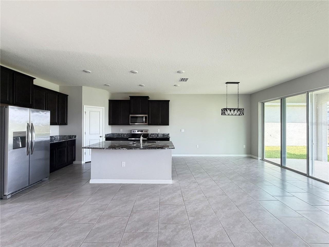32107 Conchshell Sail St - Photo 6 of 31