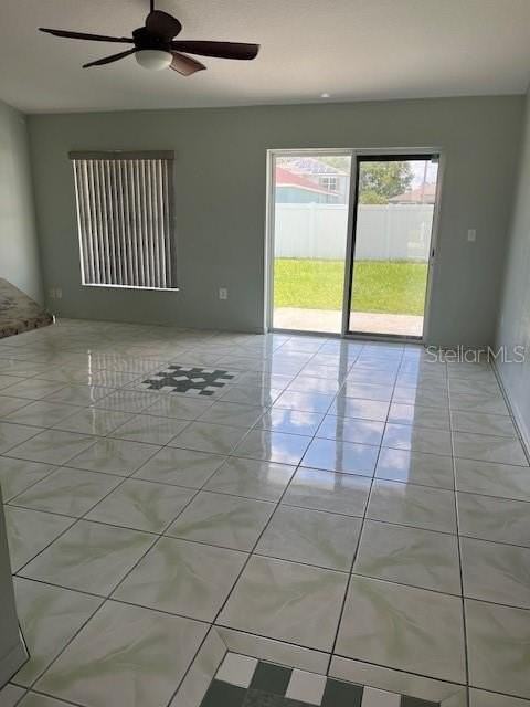 306 Clermont Dr - Photo 3 of 32