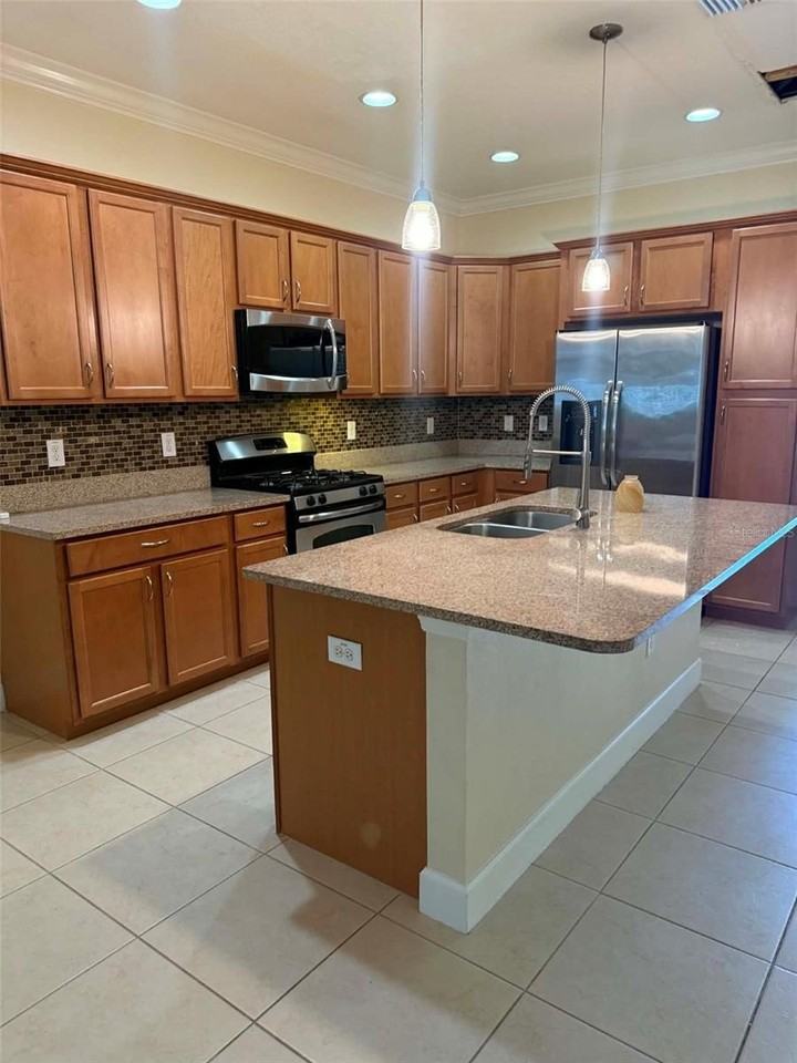 6114 Fishhawk Crossing Blvd - Photo 6 of 26