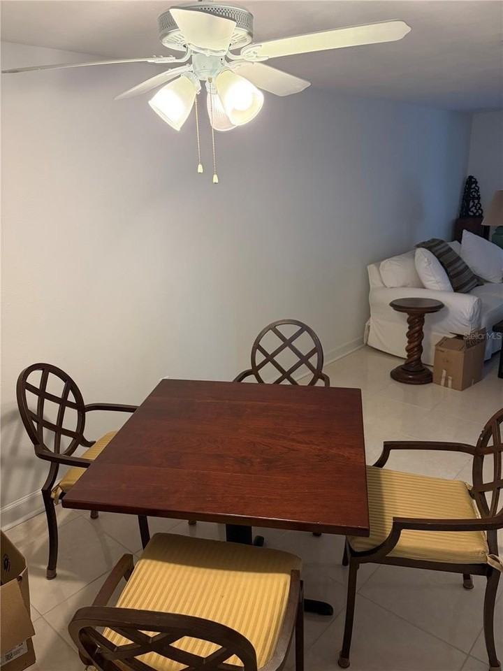4201 Hampton Dr - Photo 6 of 17
