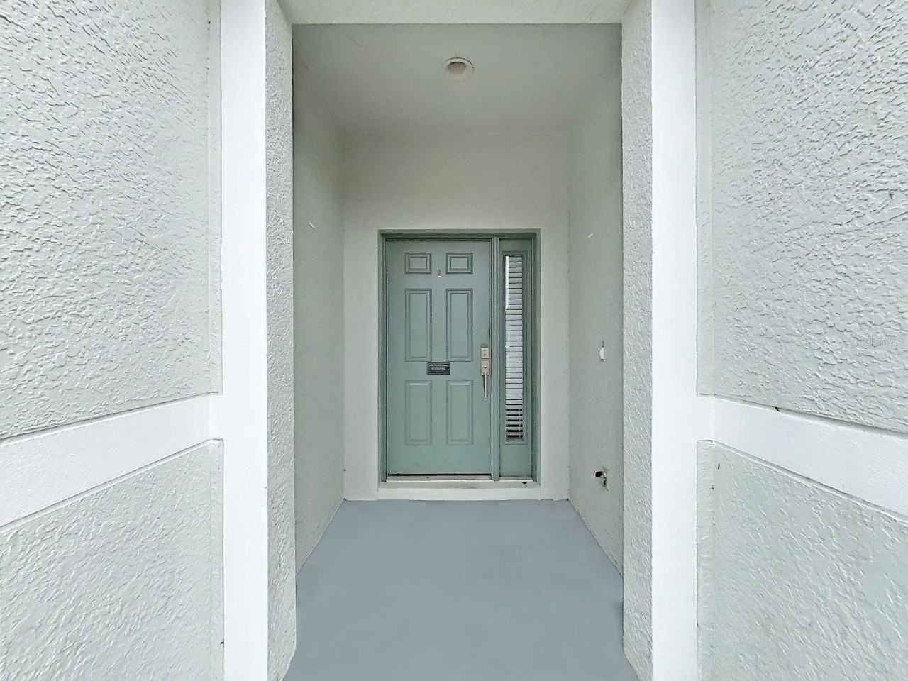 9541 Cypress Harbor Dr - Photo 2 of 39