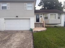 224 E Pennywood Ave - Photo 1 of 1