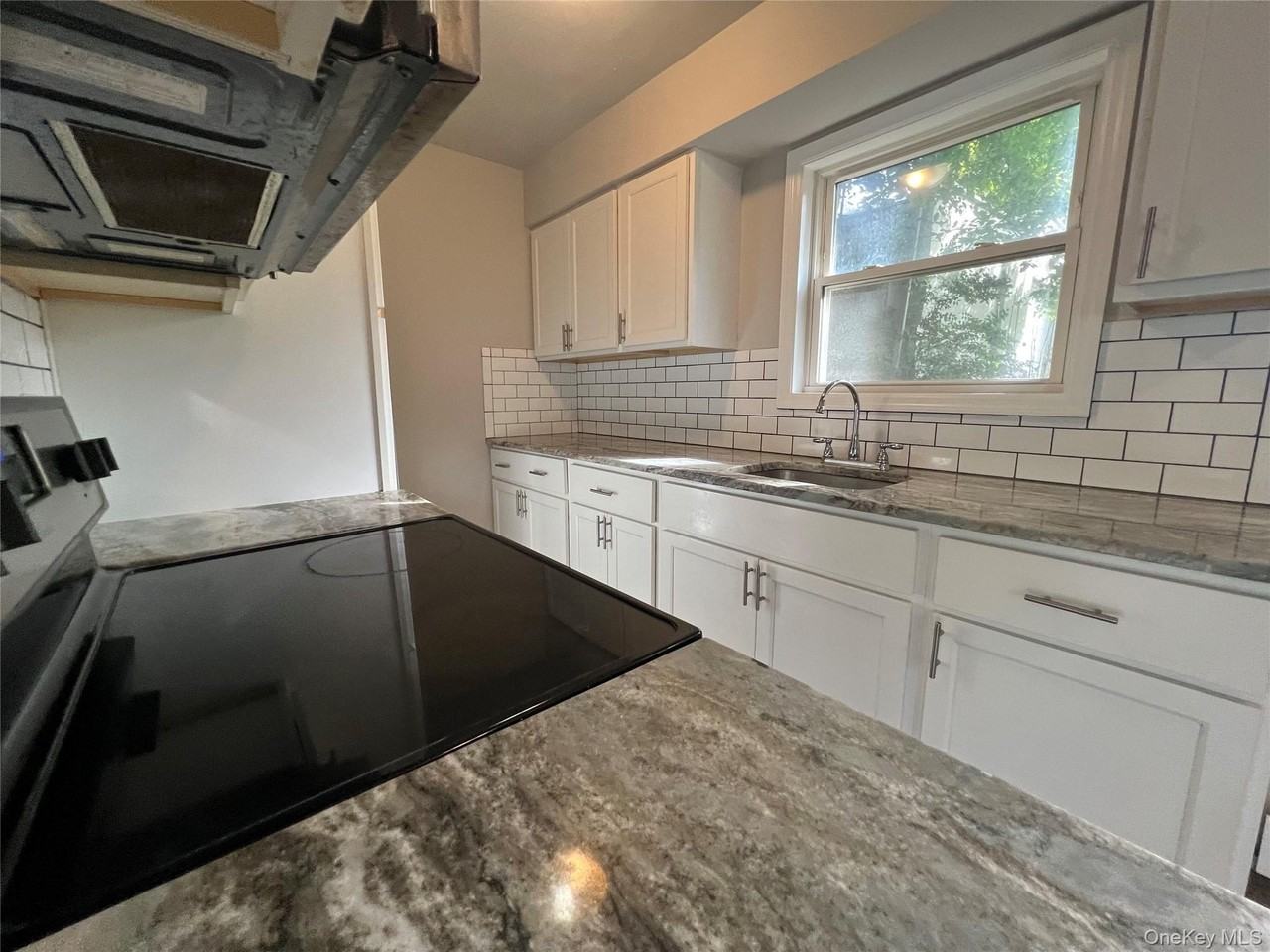 55 Carroll St #104 - Photo 2 of 9