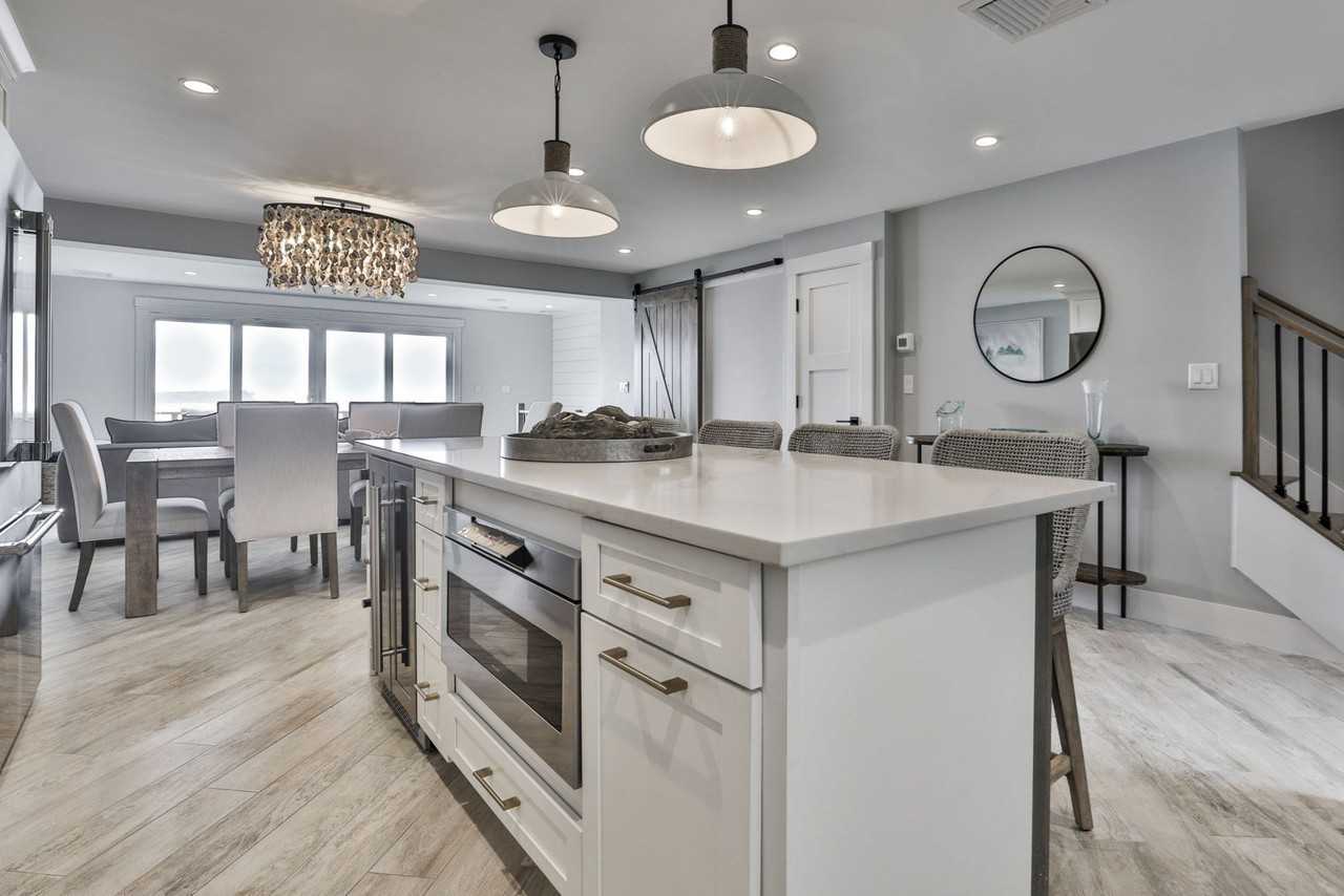 45 Raymond St #7 - Photo 3 of 40