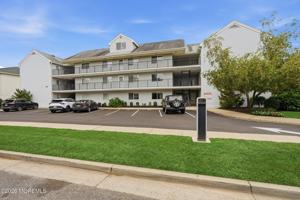 featured image of 316 6th Ave #3F