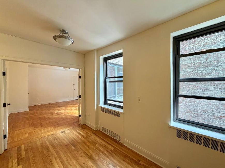 700 Fort Washington Ave - Photo 7 of 10