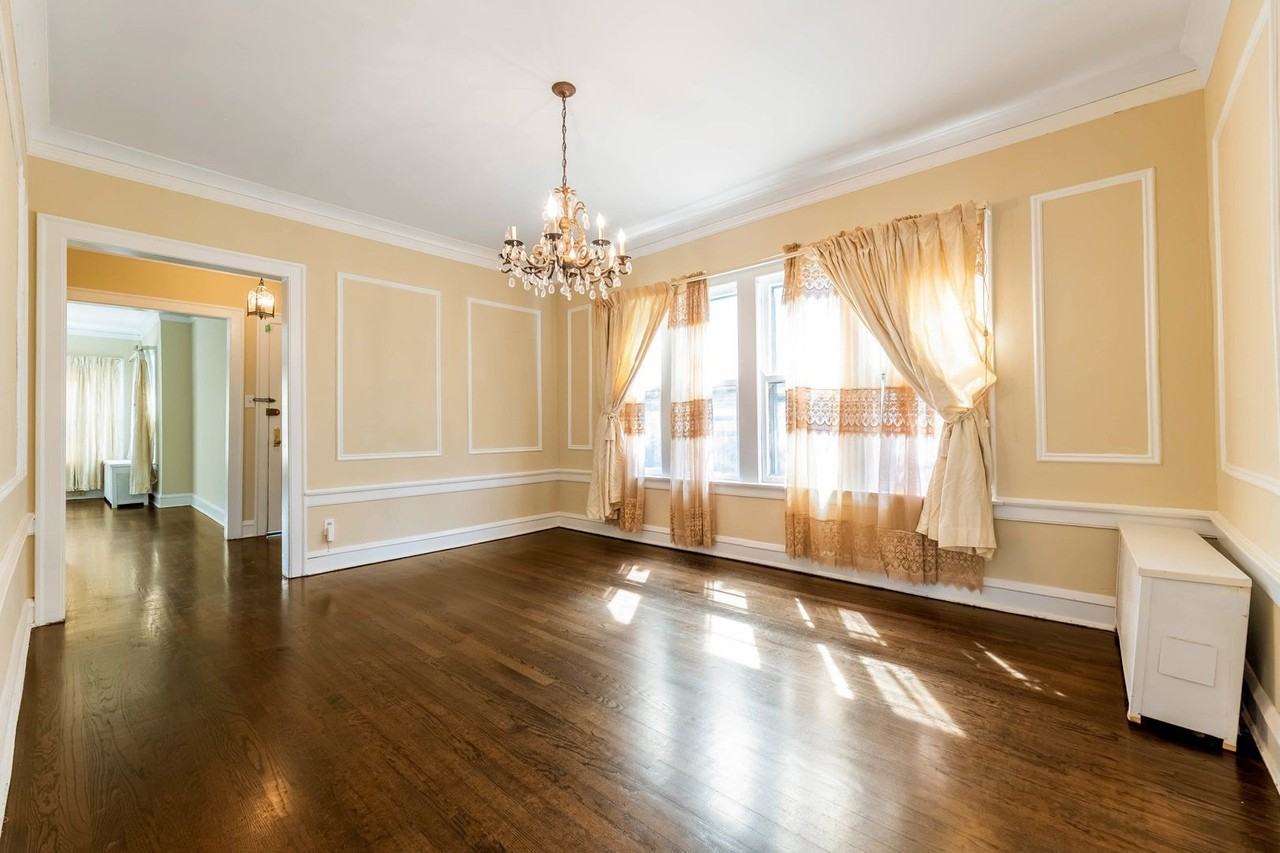 7652 S Cornell Ave #2 - Photo 5 of 14
