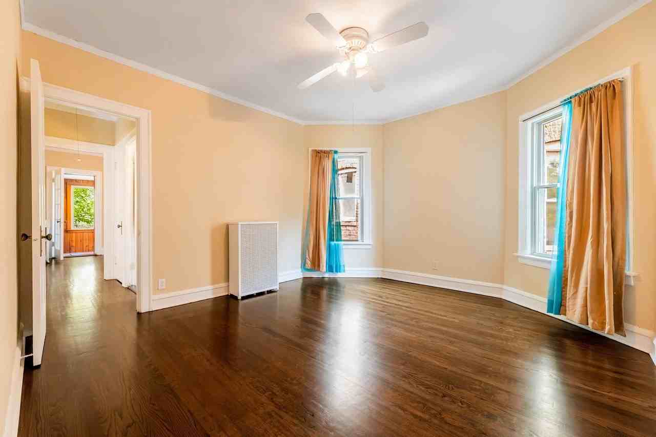7652 S Cornell Ave #2 - Photo 6 of 14