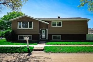 featured image of 500 N Westwood Ave